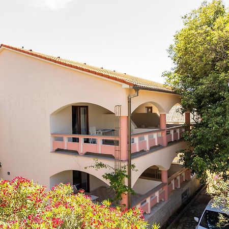 Villa Barbara Oasis Central Suite With Terrace Novalja Zewnętrze zdjęcie