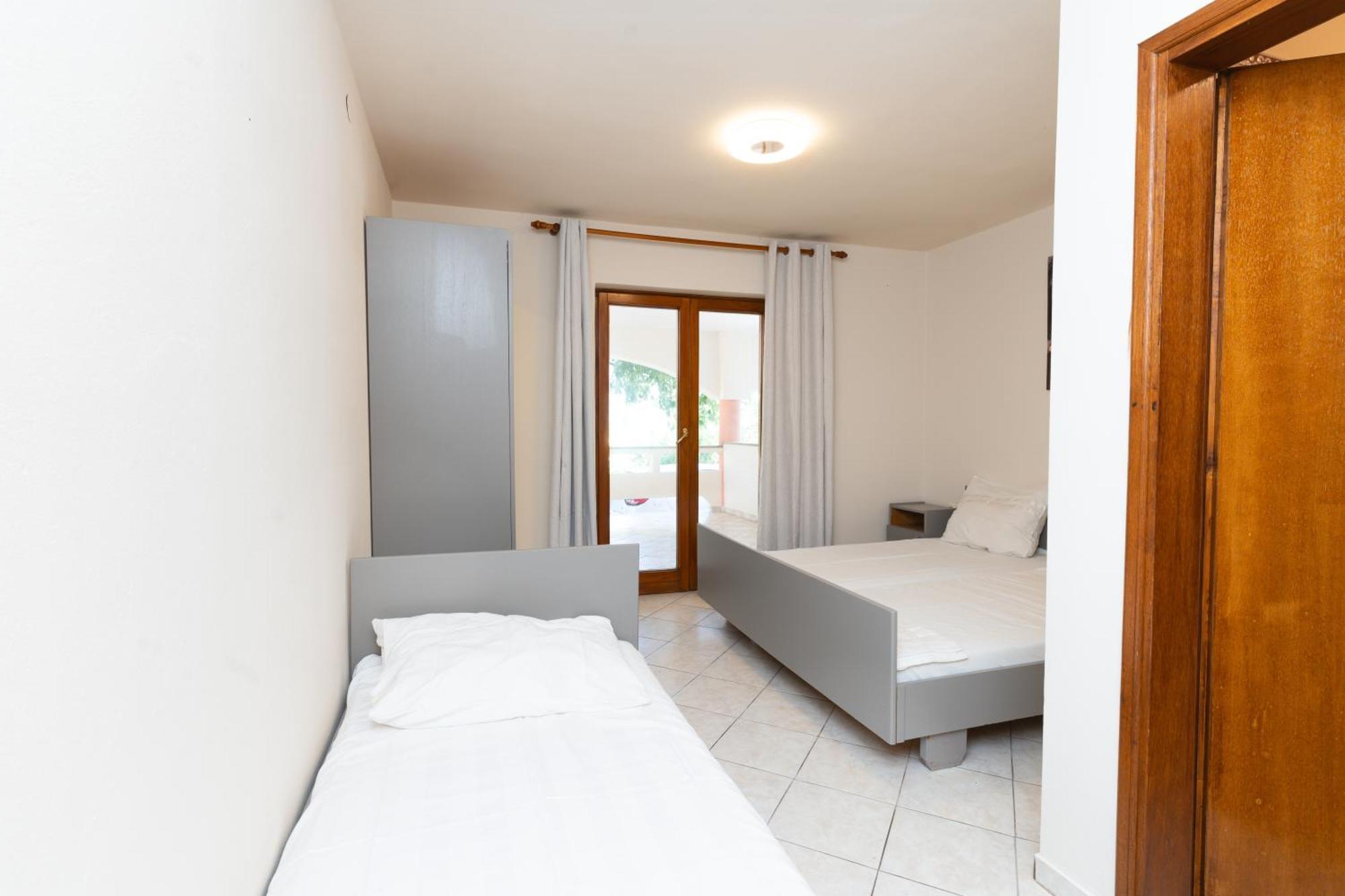 Villa Barbara Oasis Central Suite With Terrace Novalja Zewnętrze zdjęcie